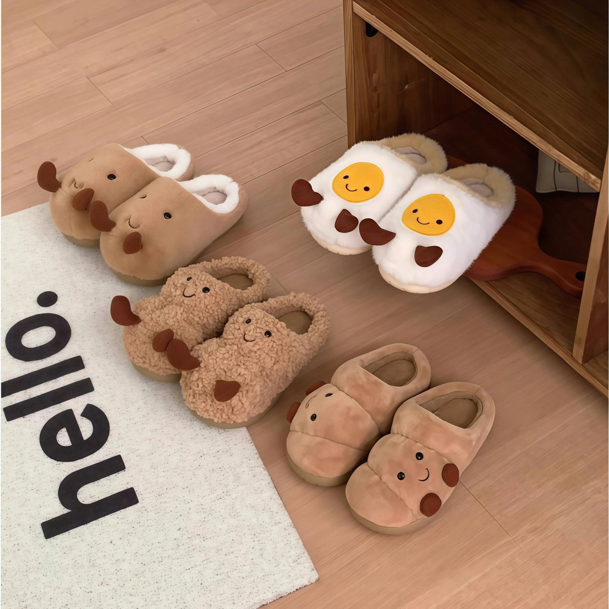 Cozy Christmas Slippers for Women - Plush Non-Slip Indoor Booties, Festive House Shoes - Buhigift