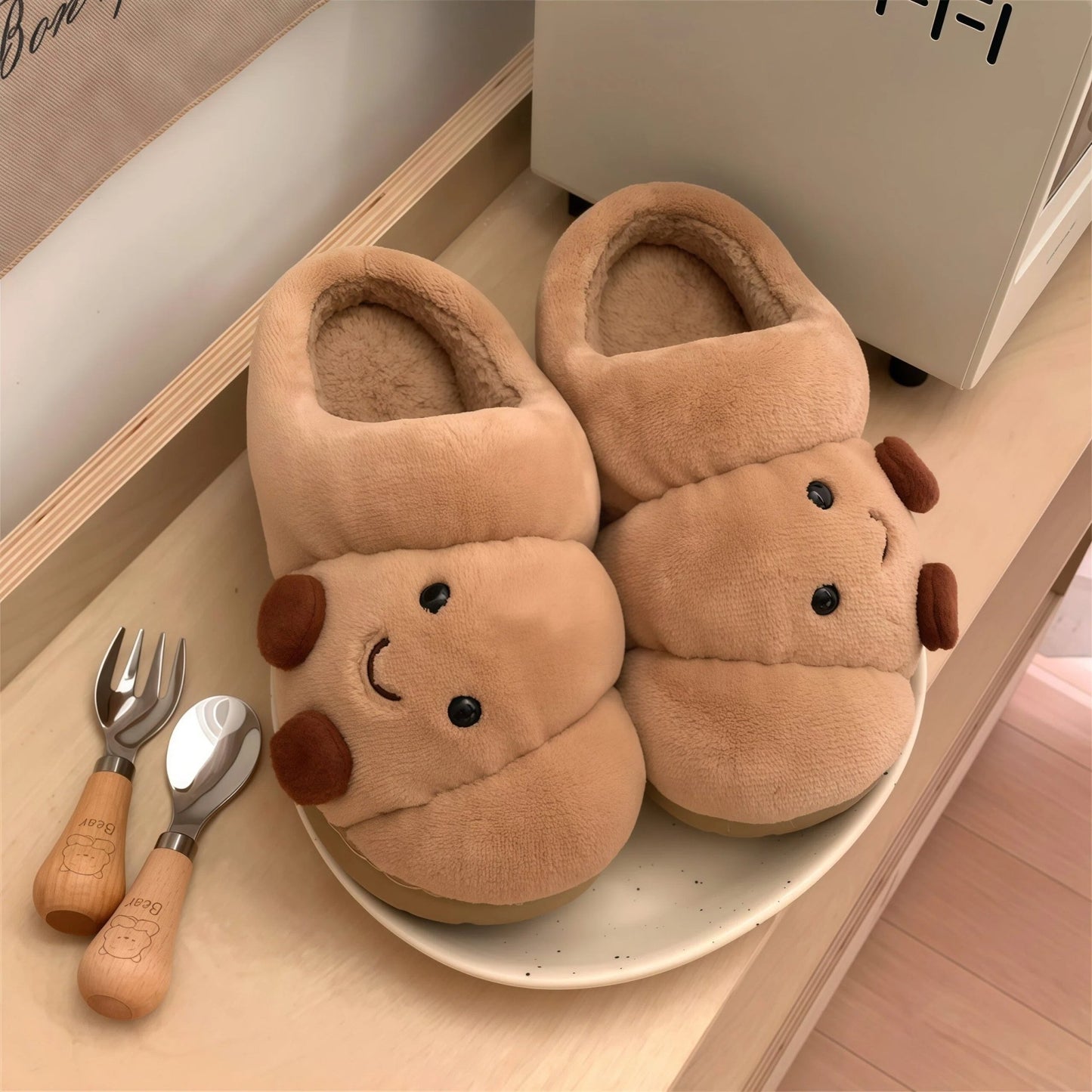Cozy Christmas Slippers for Women - Plush Non-Slip Indoor Booties, Festive House Shoes - Buhigift
